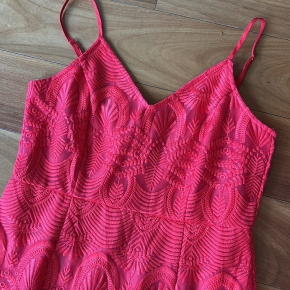 Lulus red mini - Picture 2 of 13